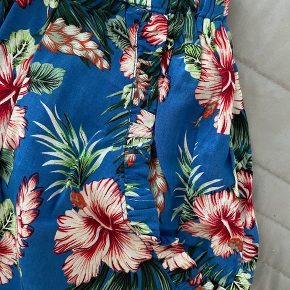 Floral Shorts - Picture 3 of 3